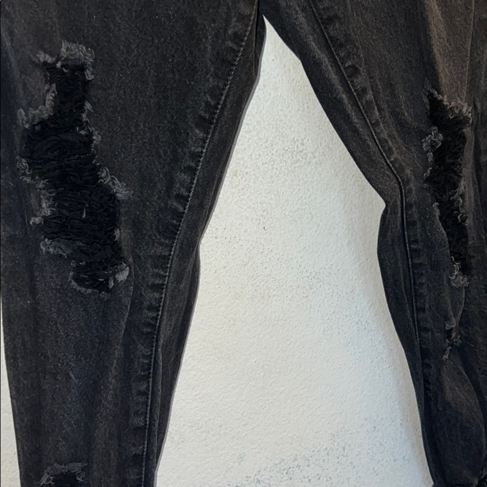 Jeans - Picture 2 of 4